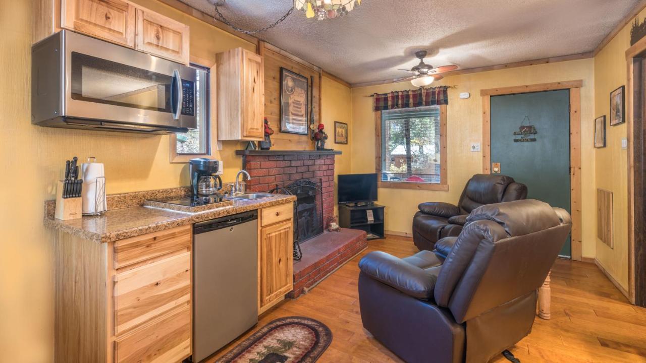 Whispering Pine Cabins رويدوسو، نيومكسيكو المظهر الخارجي الصورة
