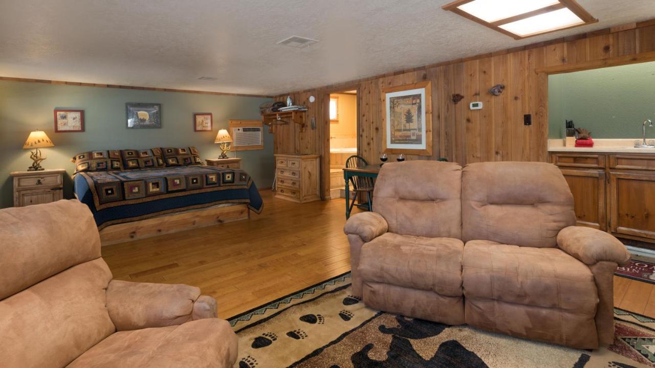 Whispering Pine Cabins رويدوسو، نيومكسيكو المظهر الخارجي الصورة