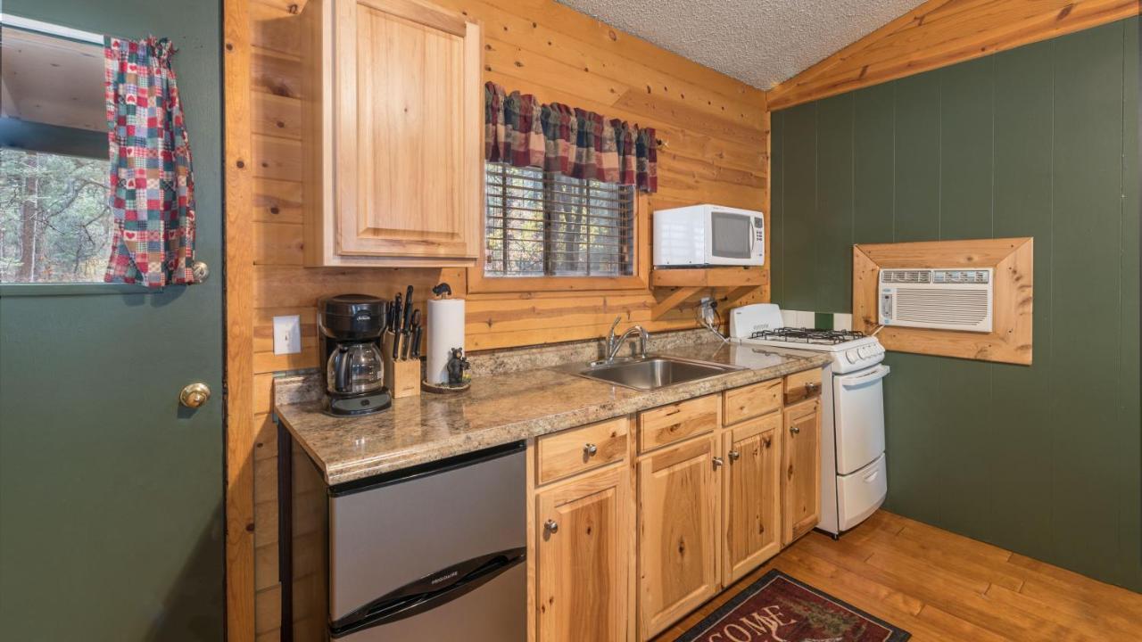 Whispering Pine Cabins رويدوسو، نيومكسيكو المظهر الخارجي الصورة