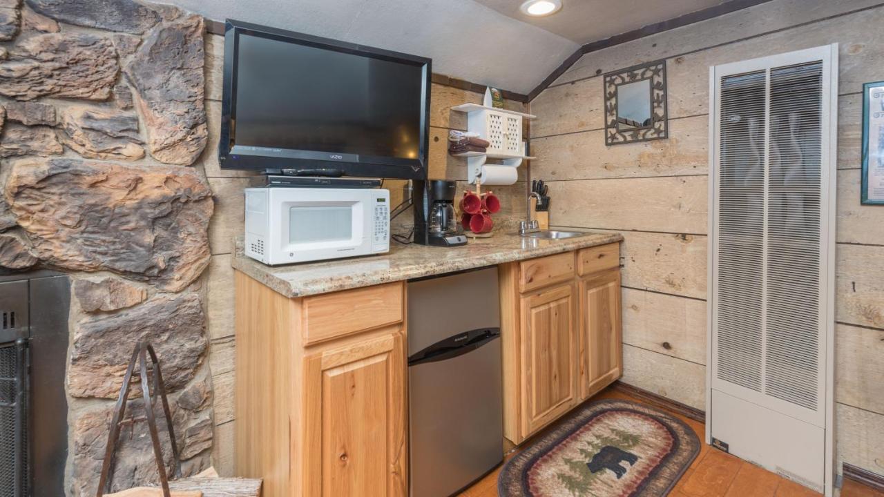 Whispering Pine Cabins رويدوسو، نيومكسيكو المظهر الخارجي الصورة