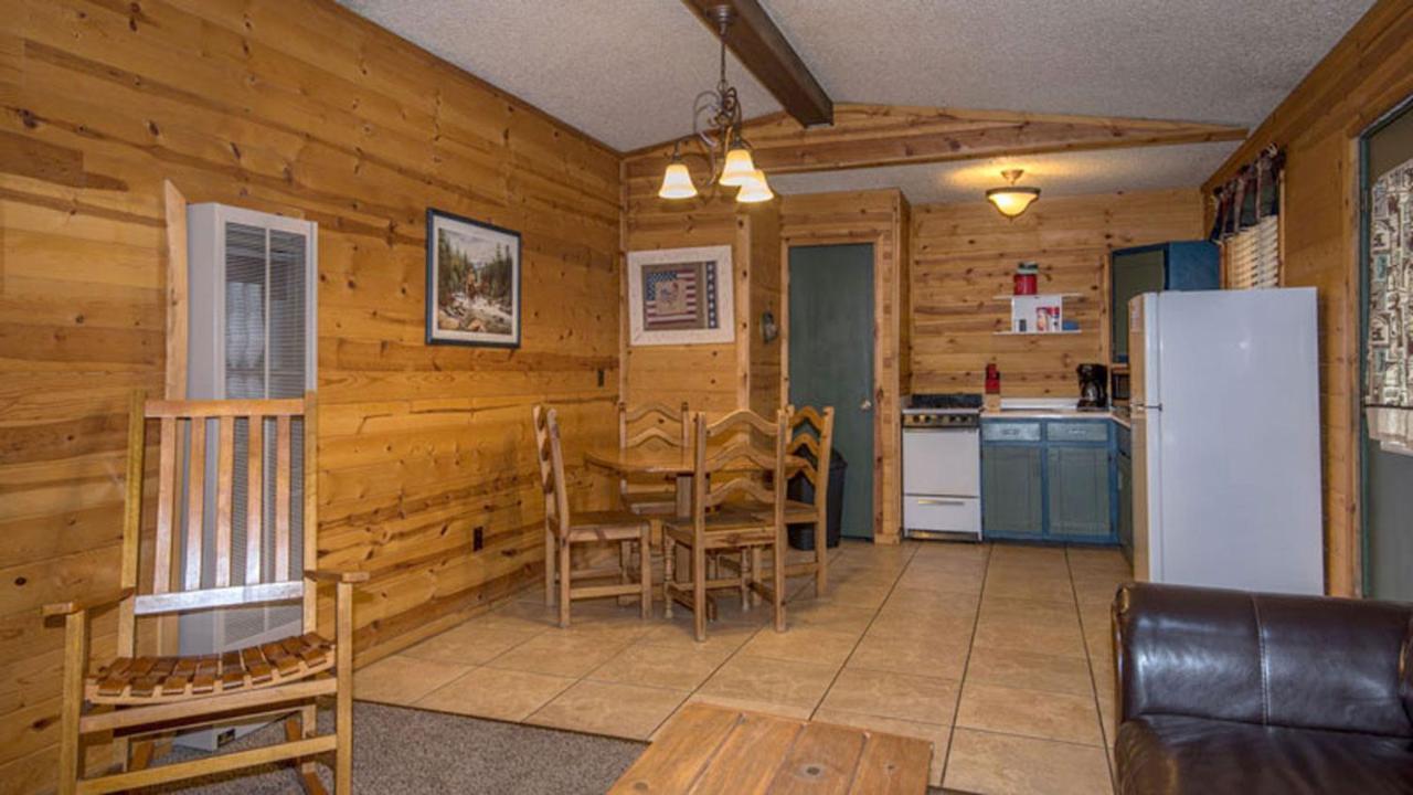 Whispering Pine Cabins رويدوسو، نيومكسيكو المظهر الخارجي الصورة